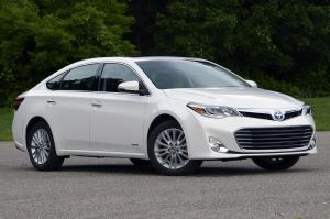 Toyota Avalon Hybrid '2013